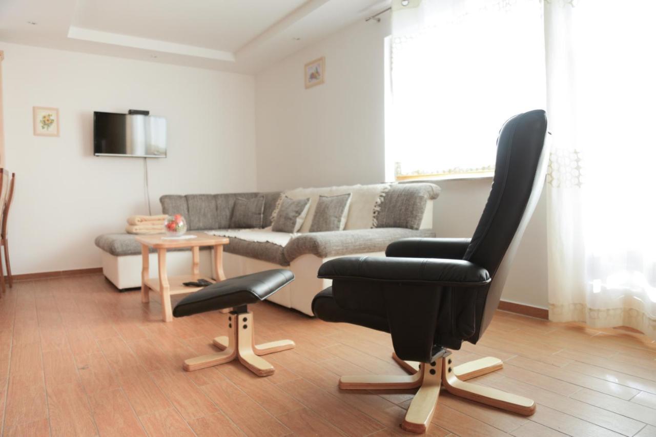 Hiska Sprostitve Villa Vransko Bagian luar foto